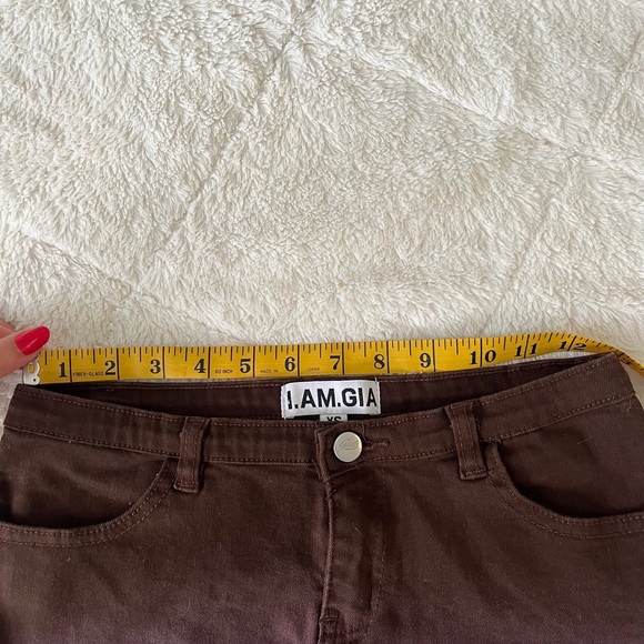 I AM GIA❣️Neavah pleated micro skirt in chocolate - Picture 6 of 9